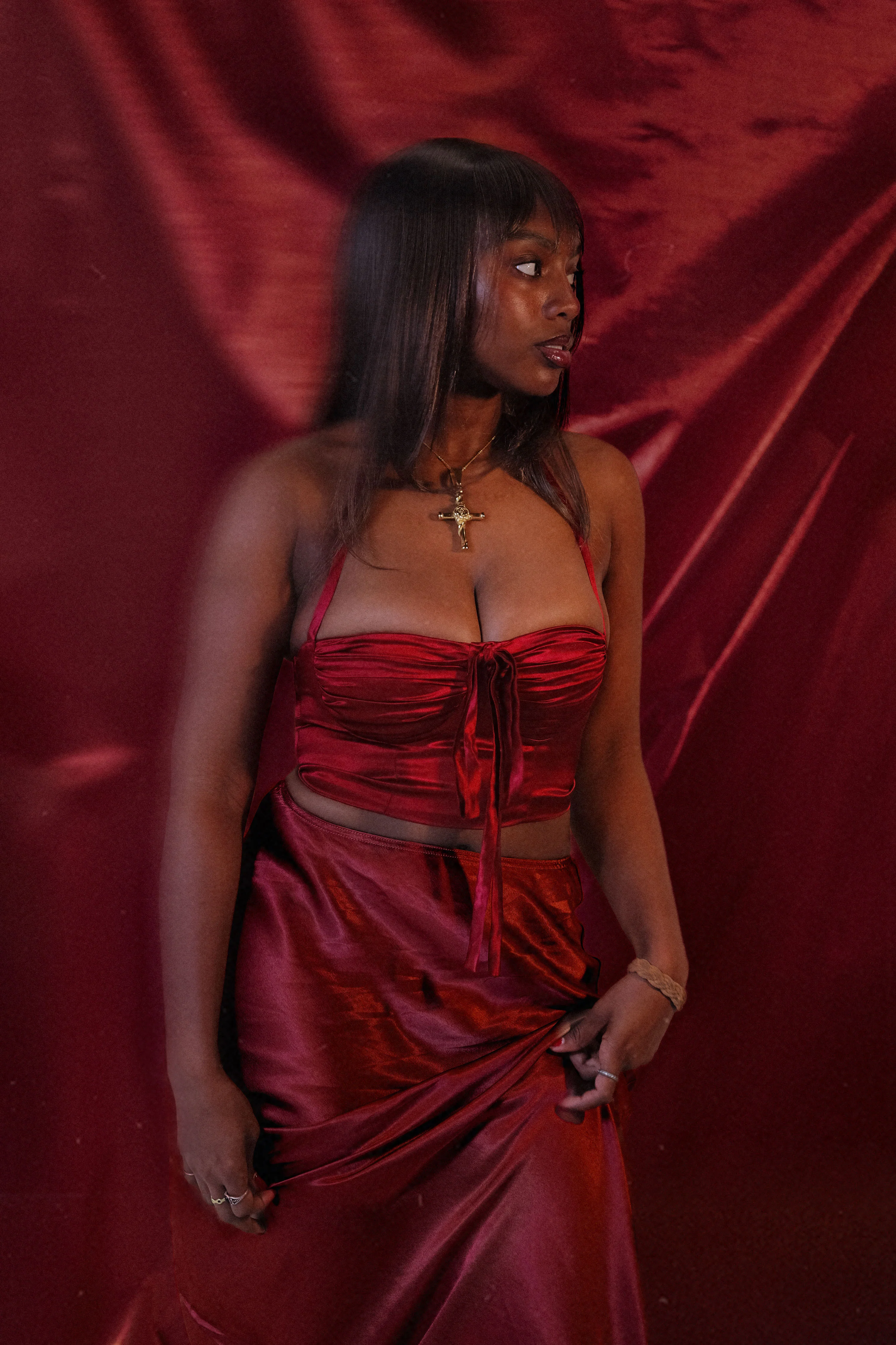 Odette & Dawn Silk Mini Cherry Red - Image 5