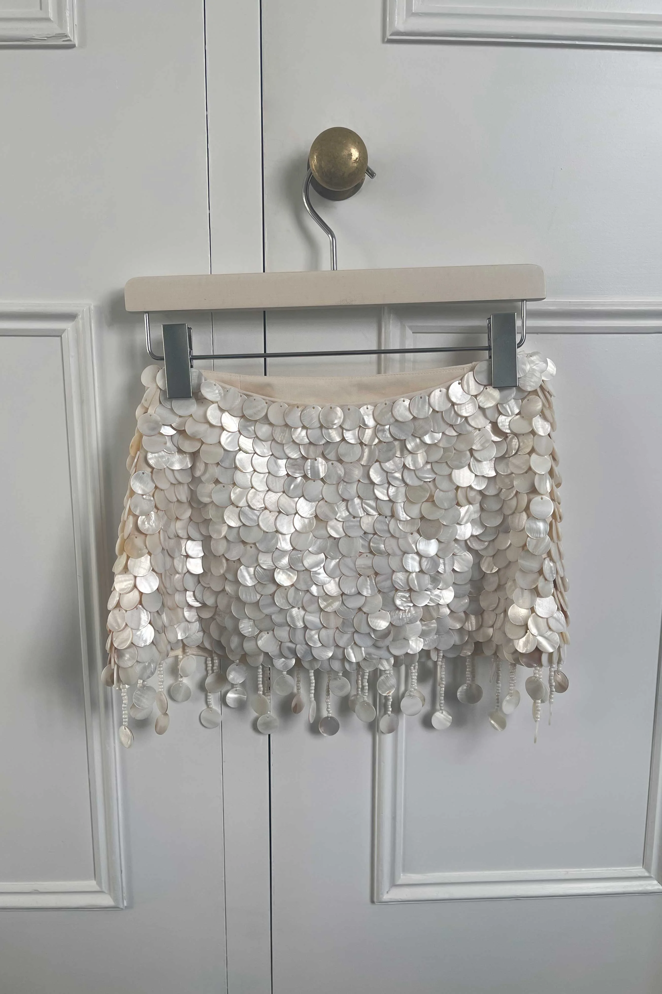 Zeïa Low Rise Mini Skirt ~ Mother of Pearl - Image 10